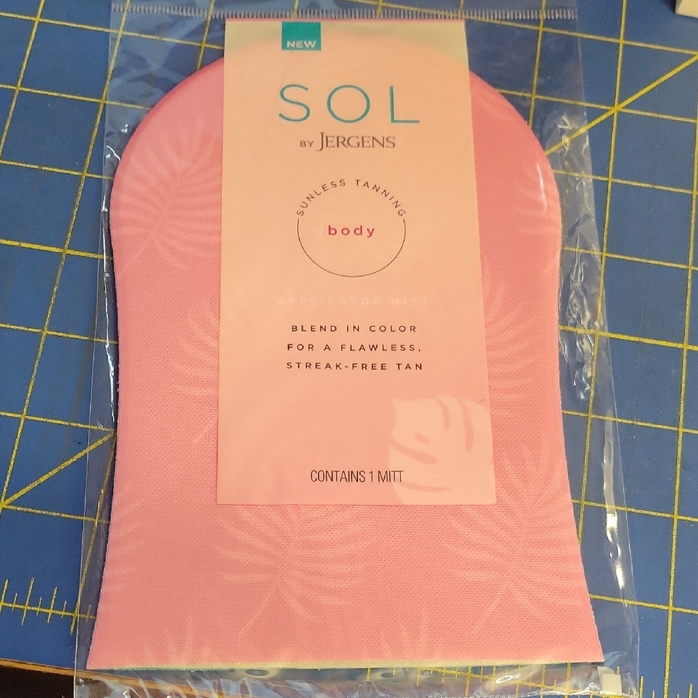 Jergens SOL Sunless Tanning Applicator Mitt in Pink & Teal New